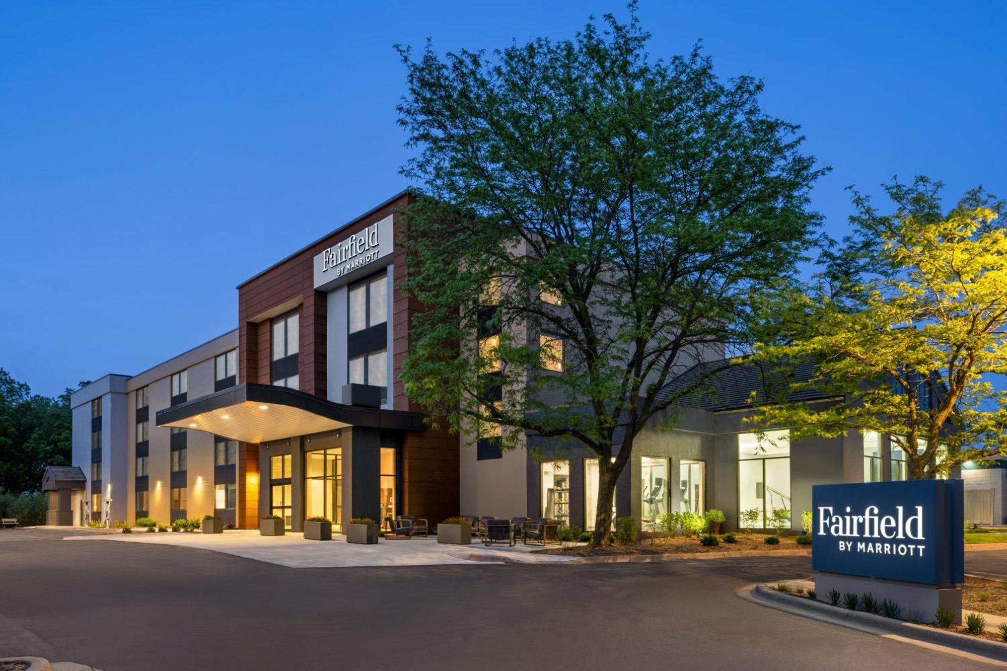 Fairfield By Marriott Inn & Suites Madison South Exterior foto